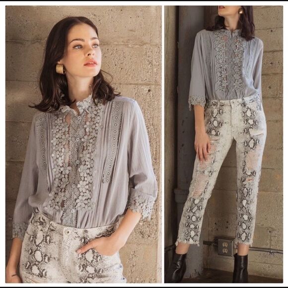 IVORY Floral Lace Mock Neck Blouse Flared Sleeves - Picture 5 of 14